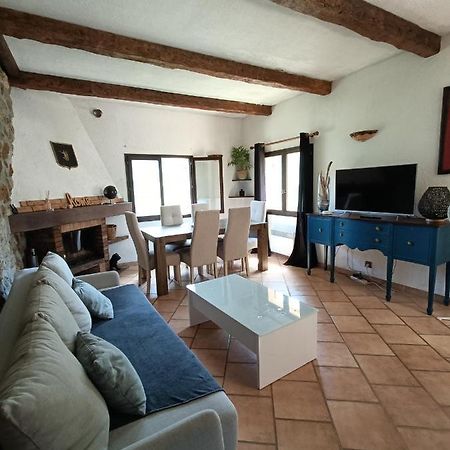 Appartement Privatise Dans Maison Utelle Kültér fotó