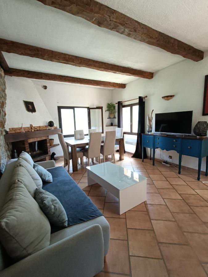 Appartement Privatise Dans Maison Utelle Kültér fotó